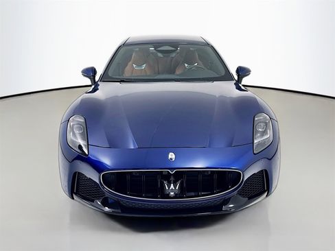New 2026 Maserati GranTurismo Modena image 3