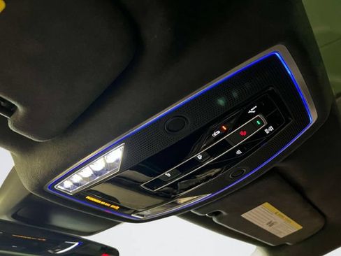 Used 2023 Audi S8 AWD/4WD image 32