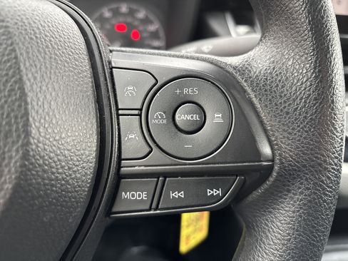 Used 2024 Toyota Corolla LE image 20