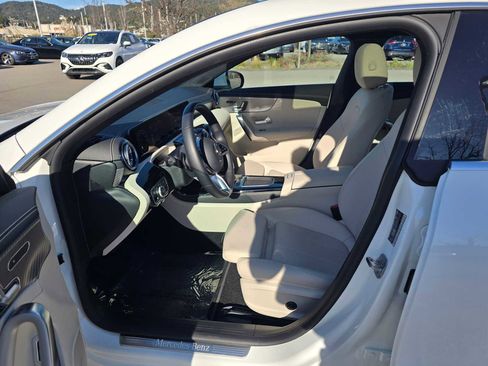 Used 2025 Mercedes-Benz CLA 250 image 23