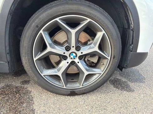 Used 2018 BMW X1 xDrive28i AWD/4WD image 11