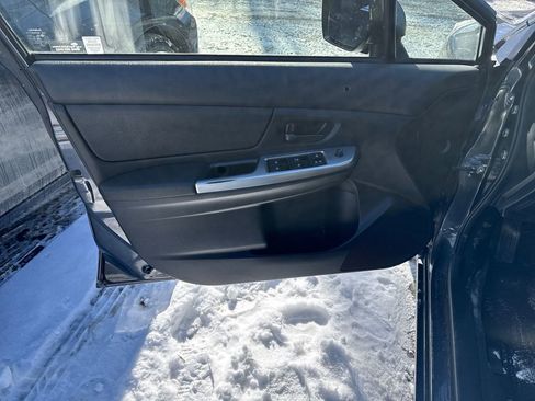 Used 2016 Subaru Impreza 2.0i image 10