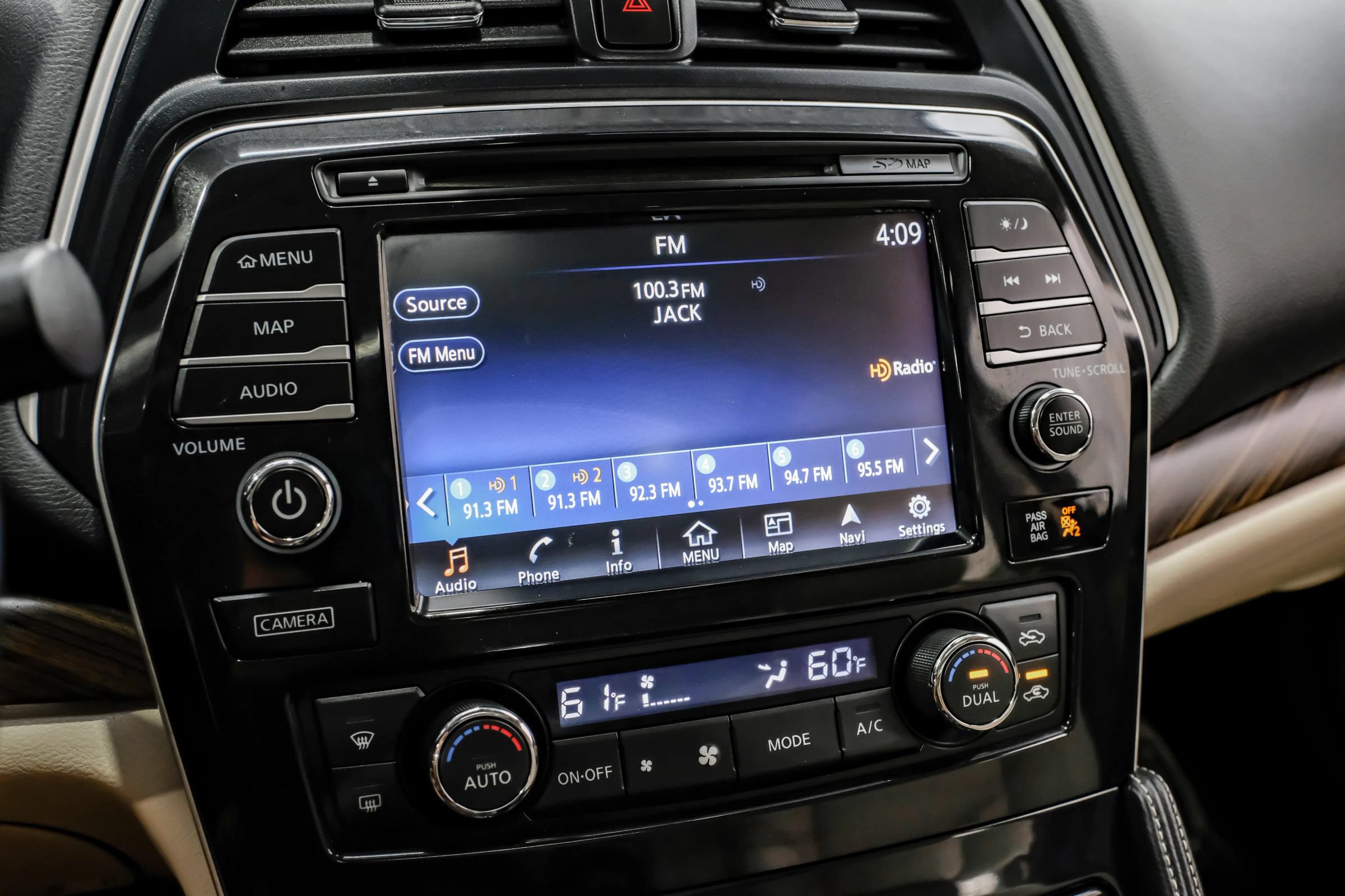 Used 2016 Nissan Maxima Platinum FWD image 30