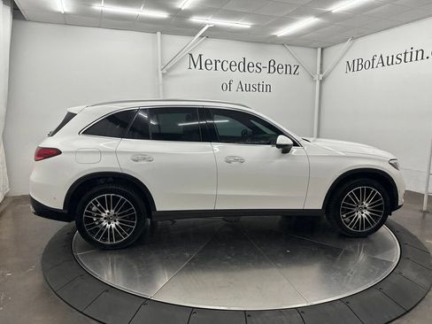 Certified 2026 Mercedes-Benz GLC 300 image 9