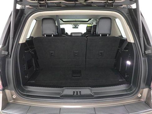 Used 2019 Ford Expedition Platinum image 29