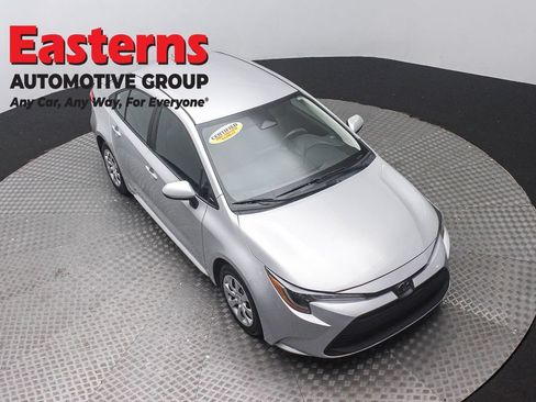 Used 2024 Toyota Corolla LE FWD image 3