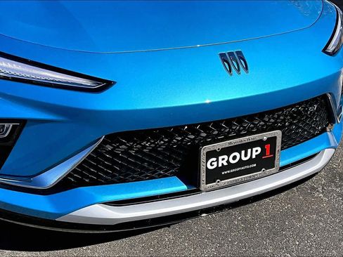 Used 2025 Buick Envista Sport Touring w/ Experience Buick Package image 29