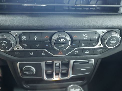 New 2026 Jeep Wrangler Unlimited Sport AWD/4WD image 39