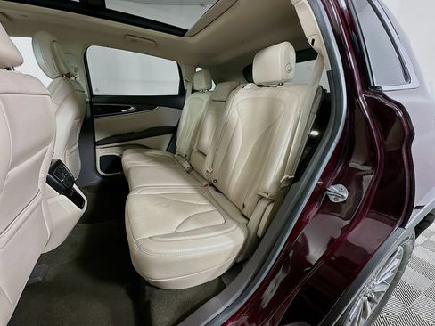 Used 2020 Lincoln Nautilus Reserve FWD image 29