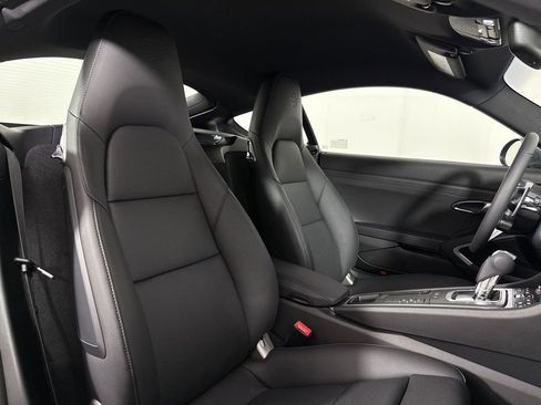 Used 2025 Porsche 718 Cayman S RWD image 24