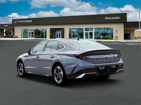 New 2026 Hyundai Sonata SEL image 5