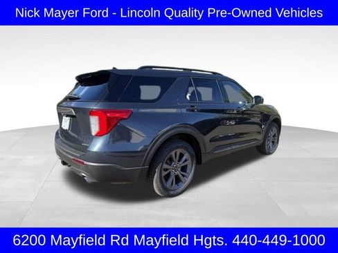 Used 2023 Ford Explorer XLT w/ Equipment Group 202A image 3