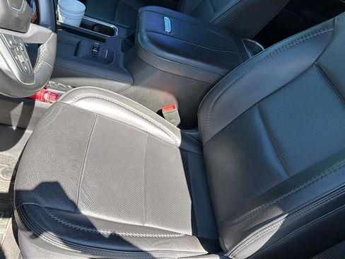 Used 2024 GMC Sierra 2500 Denali w/ Denali Reserve Package image 10