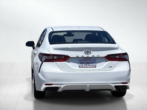 Certified 2023 Toyota Camry SE FWD image 6