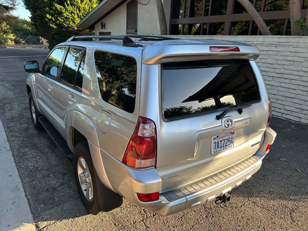 Used 2005 Toyota 4Runner SR5 AWD/4WD image 21