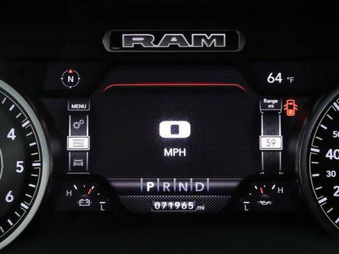 Used 2020 RAM 1500 Laramie AWD/4WD image 11