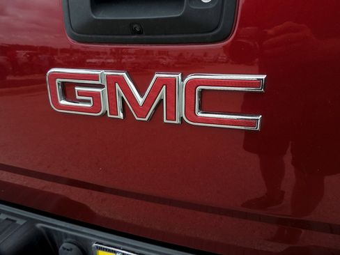 Used 2017 GMC Canyon SLE w/ All Terrain Package AWD/4WD image 12