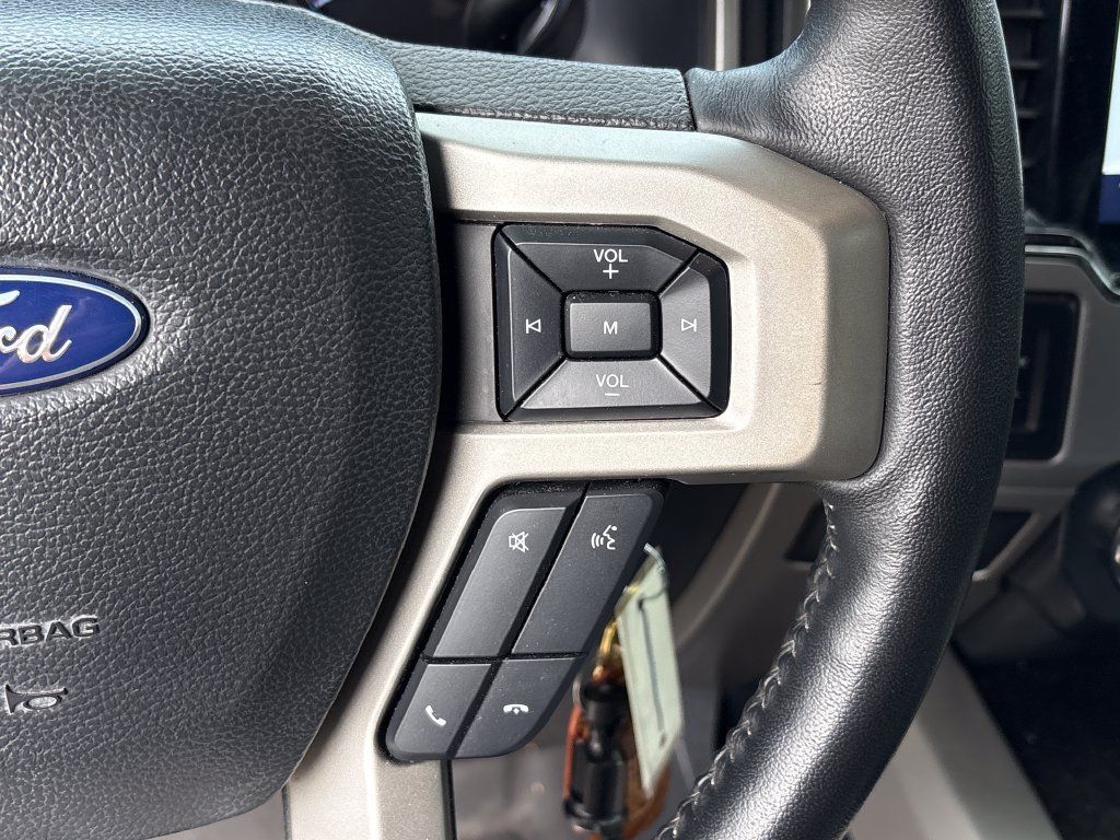 Used 2022 Ford F250 Lariat w/ Lariat Value Package AWD/4WD image 19