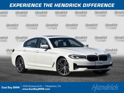 Used 2023 BMW 530i w/ Premium Package image 1