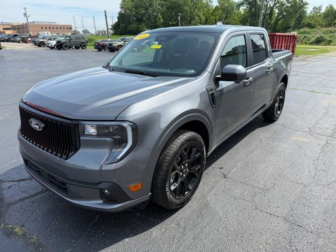 New 2025 Ford Maverick Lobo AWD/4WD image 16