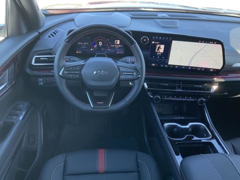 New 2026 Chevrolet Traverse RS w/ LPO, Floor Liner Package image 34