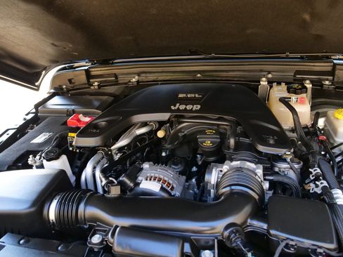 Used 2020 Jeep Wrangler Unlimited Rubicon image 41