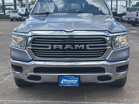 Used 2024 RAM 1500 Laramie AWD/4WD image 3