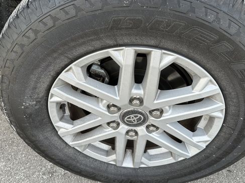 Used 2025 Toyota Tundra SR5 w/ SR5 Premium Package image 42