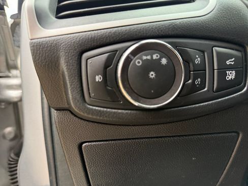 Used 2019 Ford Edge SEL w/ Equipment Group 201A AWD/4WD image 18