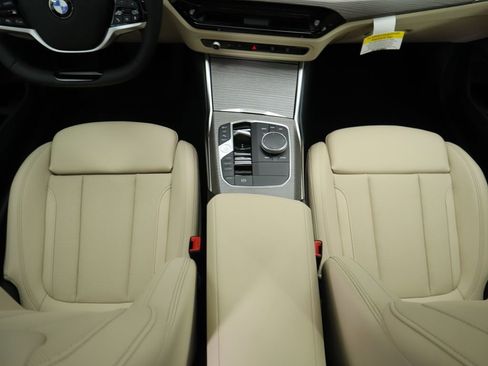 New 2026 BMW 330i Sedan w/ Premium Package image 15