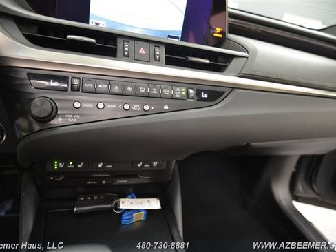 Used 2020 Lexus ES 350 image 32