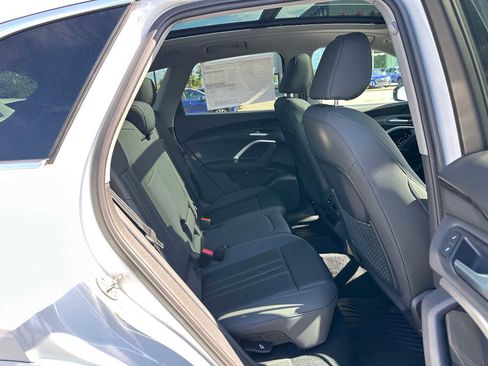 New 2025 Audi Q5 Premium image 12