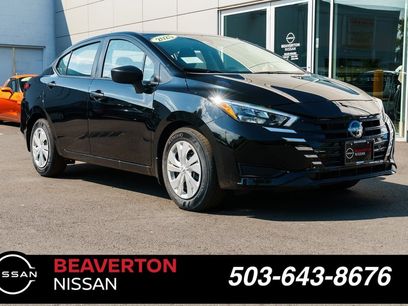 New 2025 Nissan Versa S w/ Trunk Package