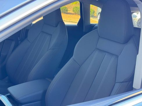 New 2025 Audi Q5 Premium Plus image 19