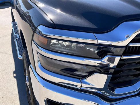 Used 2025 RAM 2500 Big Horn image 27