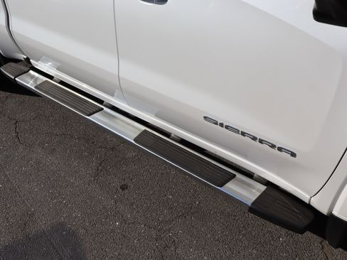 Used 2024 GMC Sierra 1500 SLT w/ SLT Premium Plus Package image 13