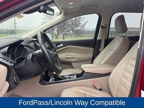 Used 2018 Ford Escape Titanium AWD/4WD image 8