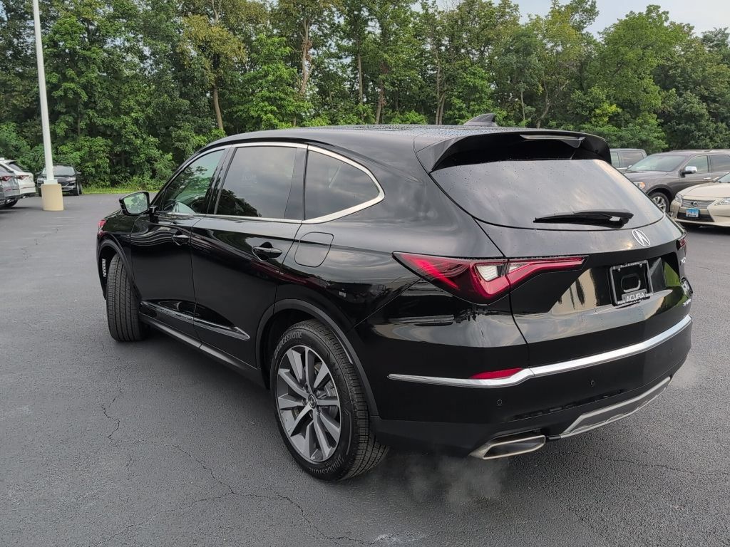 Certified 2026 Acura MDX w/ Technology Package AWD/4WD image 3