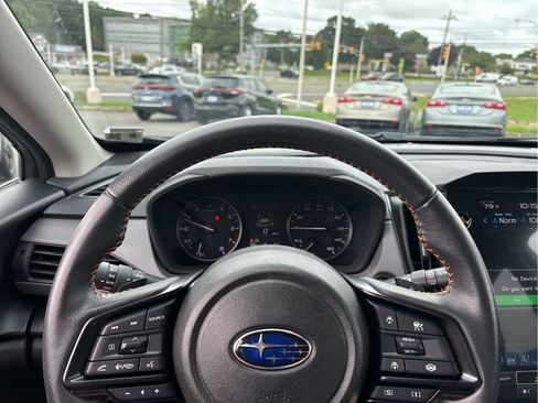 Used 2024 Subaru Crosstrek 2.5i Limited w/ Popular Package #4A AWD/4WD image 10