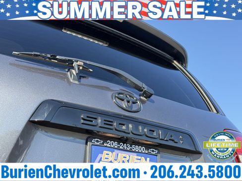 Used 2022 Toyota Sequoia TRD Sport AWD/4WD image 38