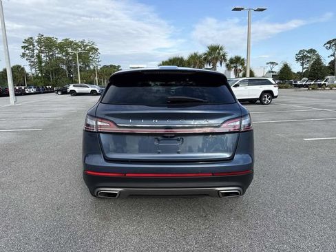Used 2019 Lincoln Nautilus Select FWD image 4