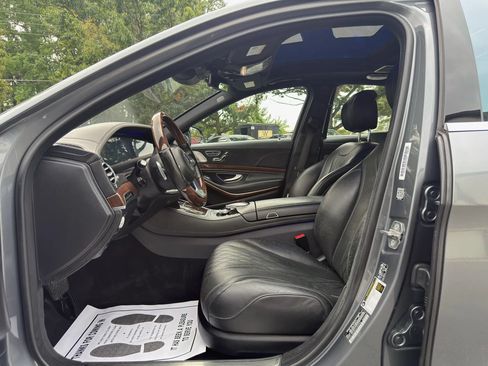Used 2018 Mercedes-Benz S 560 4MATIC Sedan image 29