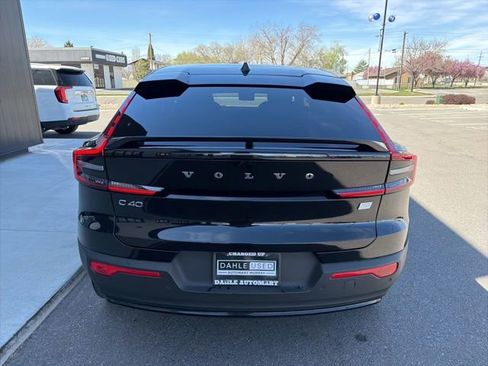 Used 2024 Volvo C40 Recharge Plus image 6