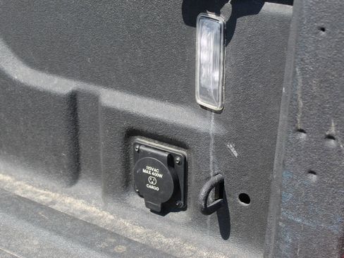 Used 2020 Jeep Gladiator Rubicon AWD/4WD image 22