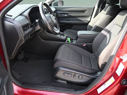 Used 2026 Honda CR-V Sport image 17