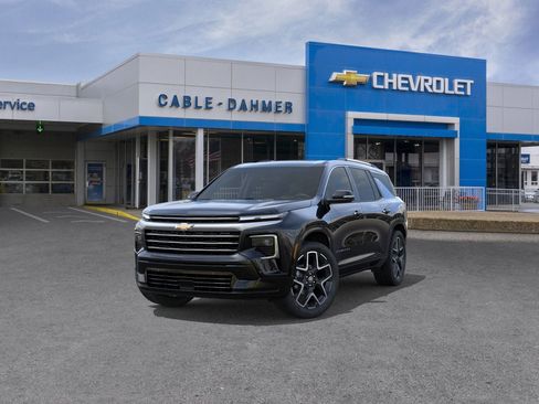 New 2026 Chevrolet Traverse High Country w/ LPO, Floor Liner Package image 8