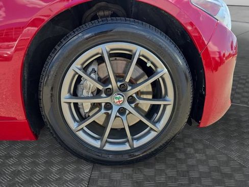 Used 2019 Alfa Romeo Giulia AWD w/ Cold Weather Package image 36