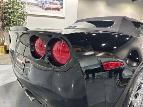 Used 2011 Chevrolet Corvette Grand Sport w/ Preferred Equipment Group RWD image 29