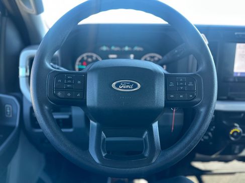 Used 2023 Ford F250 XL w/ STX Appearance Package image 4