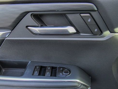 New 2026 GMC Acadia Elevation image 13